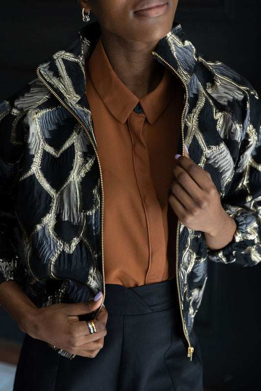 SASHA : BLACK SCOLLOP