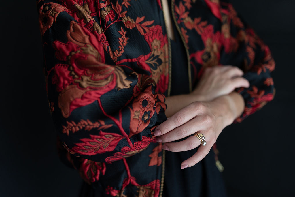 THE SASHA : FIERY BLACK