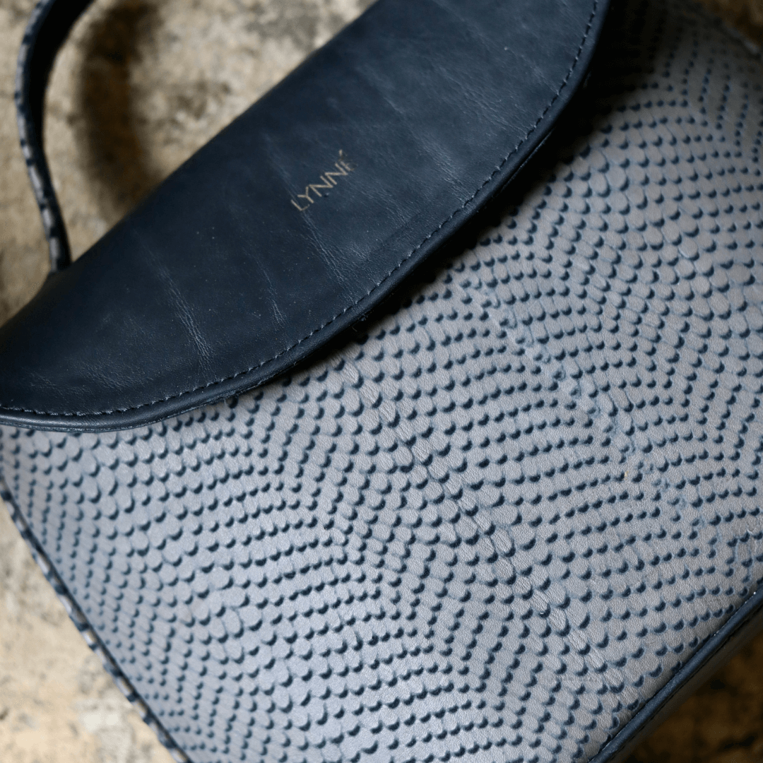 genuine leather handbag black with grey snake print-coco-lynne