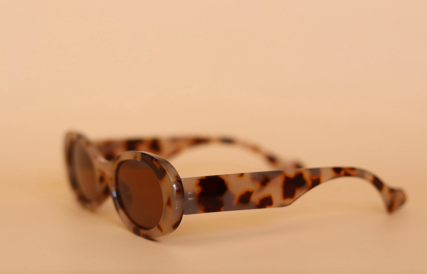 SUNGLASSES : 004