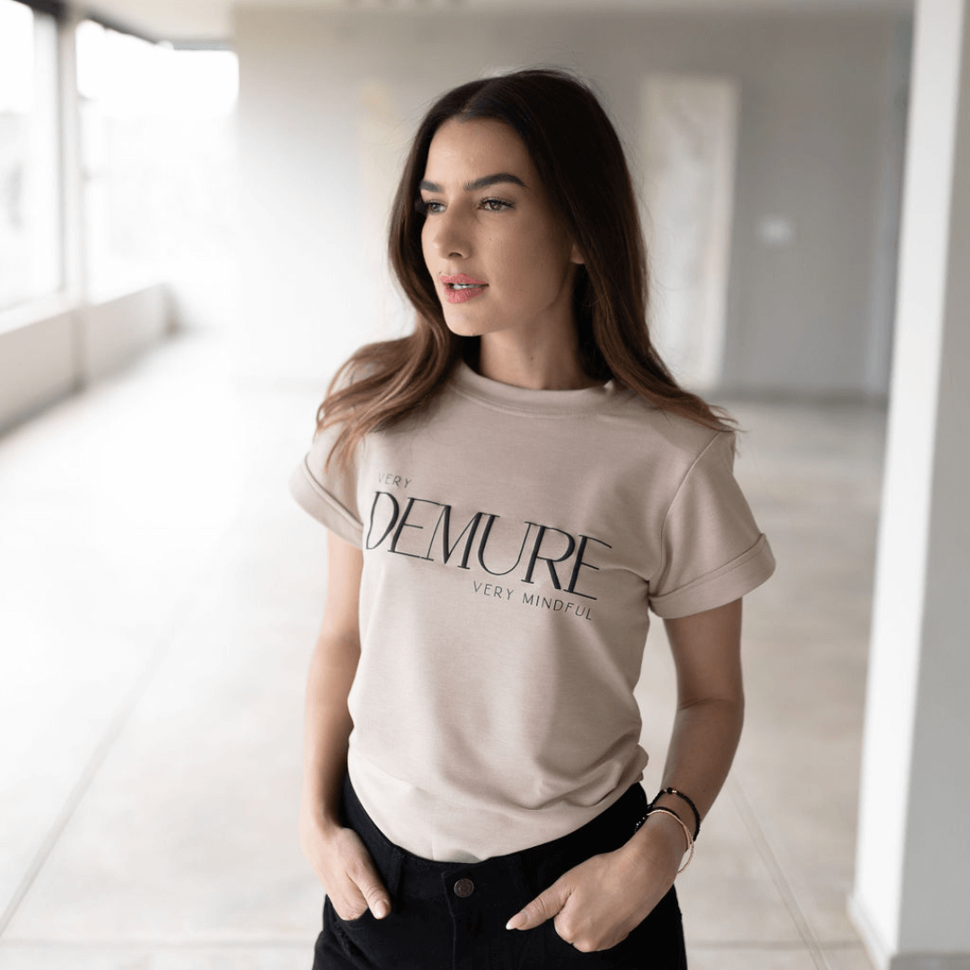 savannah t-shirt very comfortable tight fit shirt with a very DEMURE very mindful  print graphic tshirt-tshirt-lynne