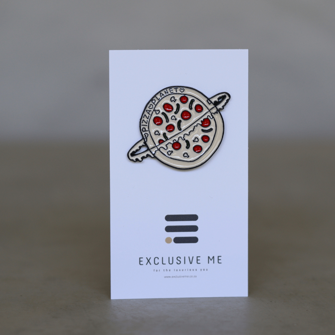 brooch which looks like a pizza space-brooch-lynne