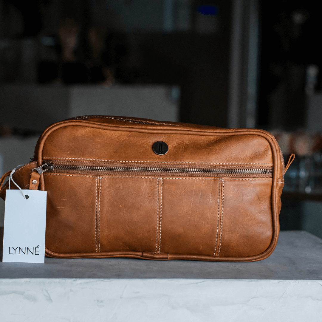 Genuine leather pattern for a mens travel bag-lynne