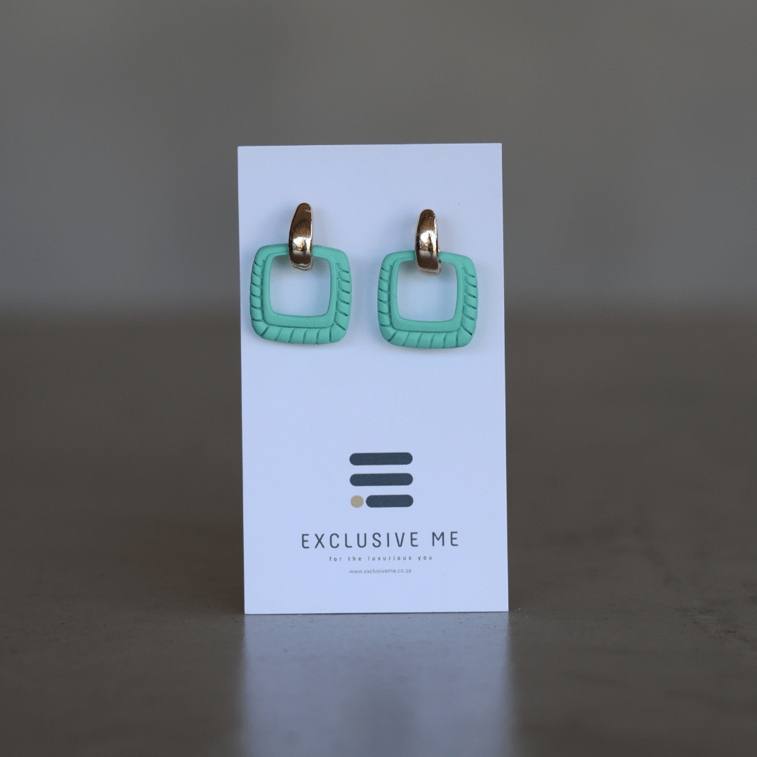 fashion_earrings_hanging-assorted_earrings-lynne_4