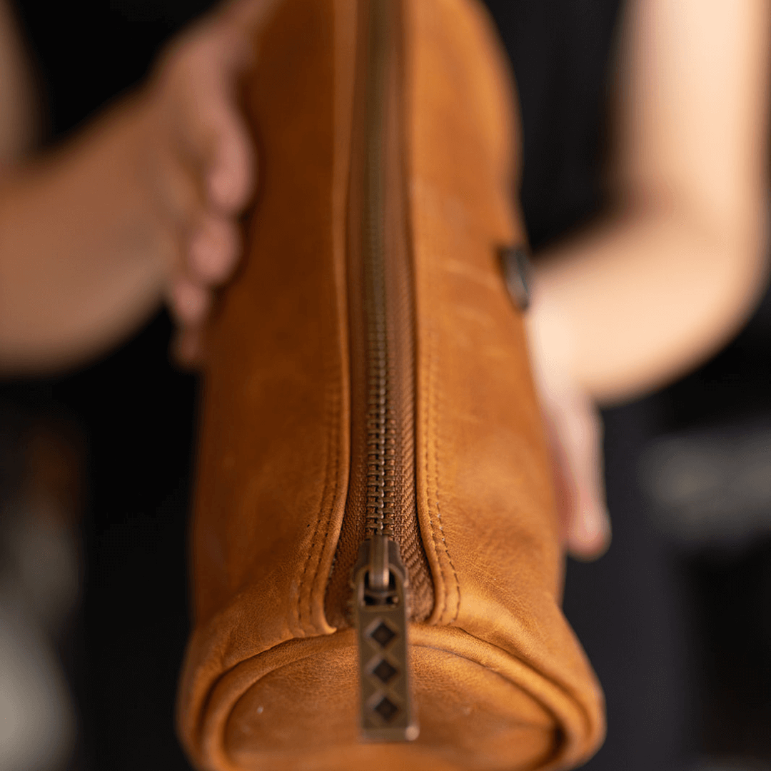 genuine leather pattern design for a pencil case round-lynne