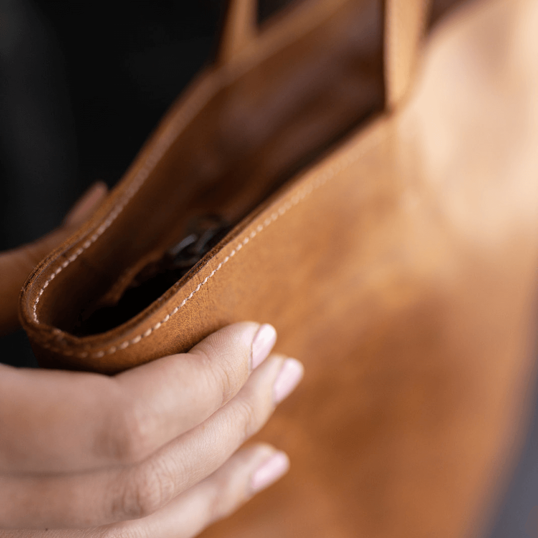 genuine leather pattern design for a big shopper bag-lynne