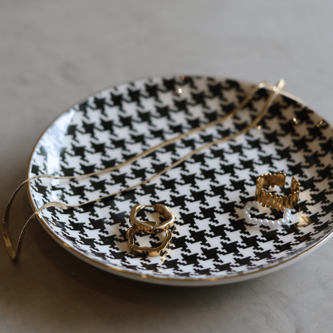 trinket tray houndstooth black and white jewellery-decor-lynne_1