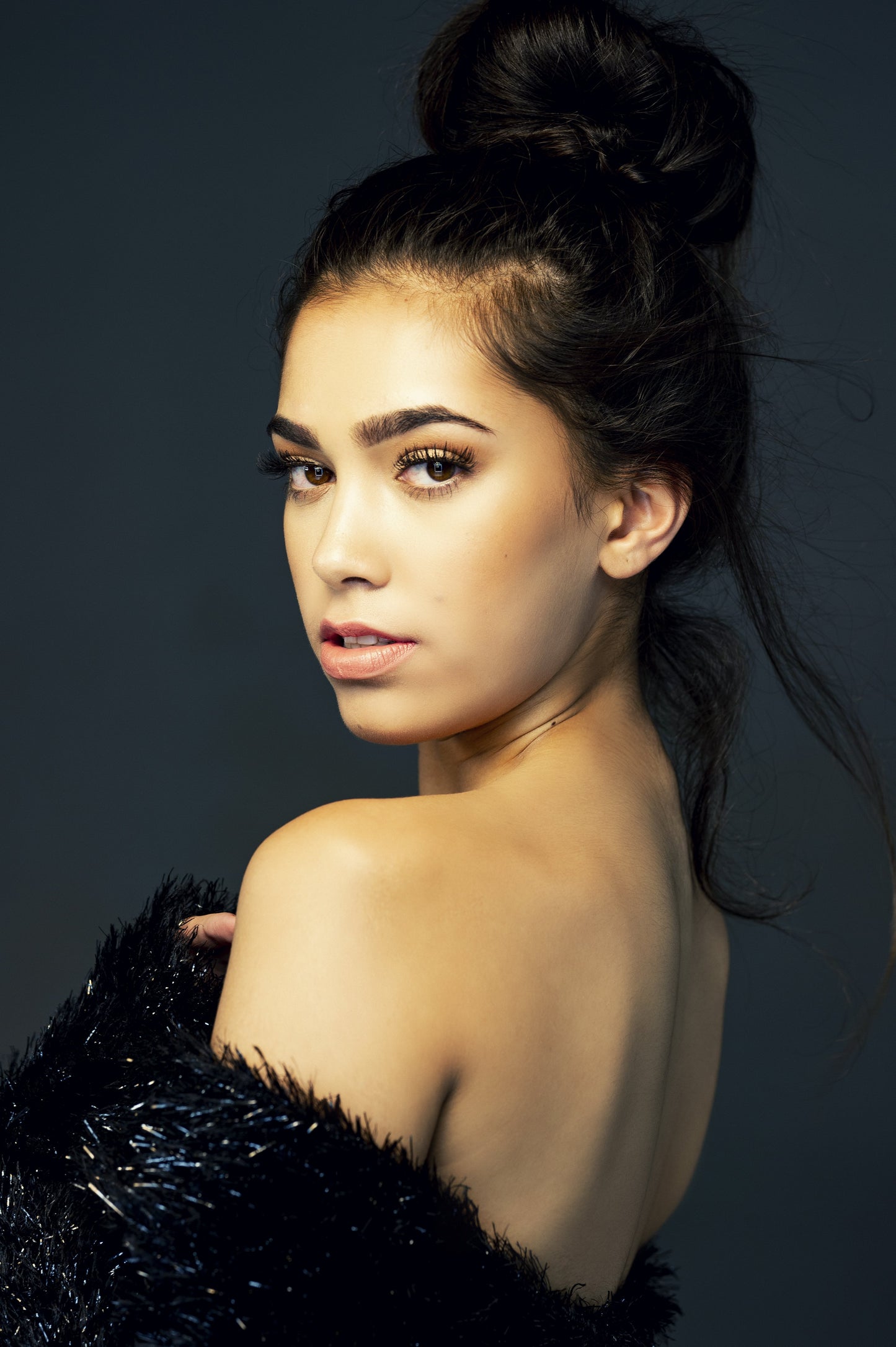 lynné matte lipstick honeybun shade-lipstick-lynne