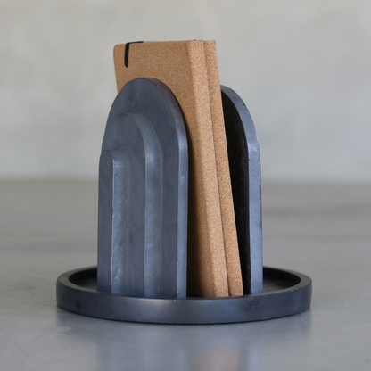 FORMCRETE : Bookend Set