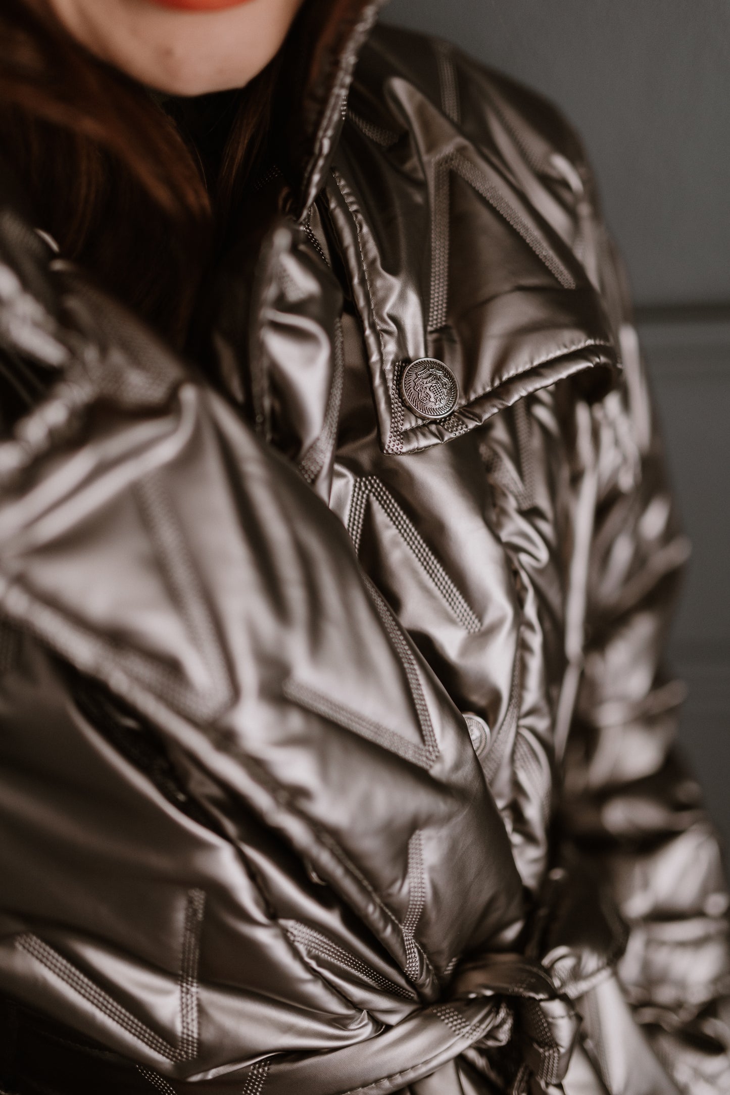THE KYRA : Trench Coat Metallic