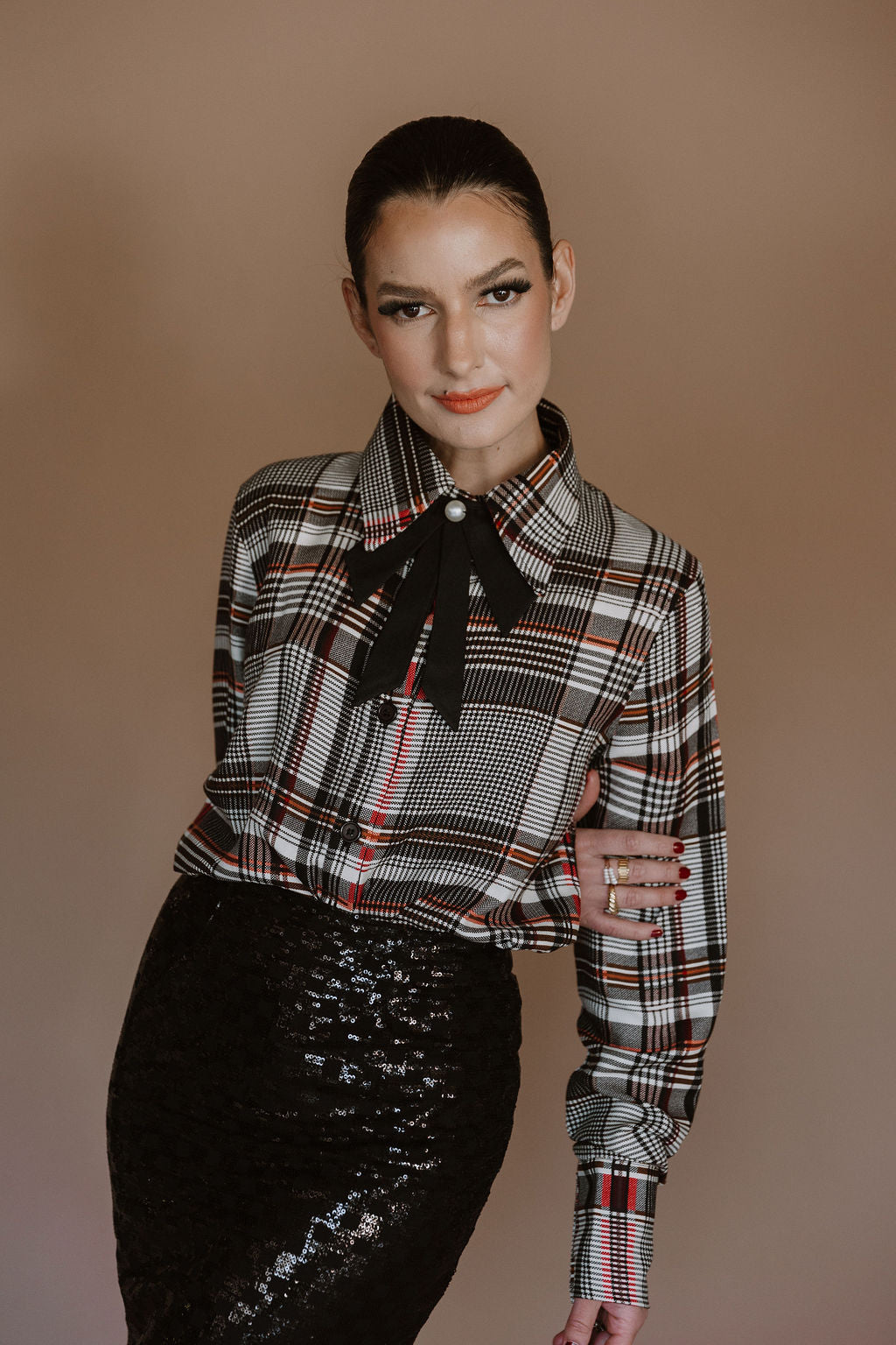 ANNA : Checkered