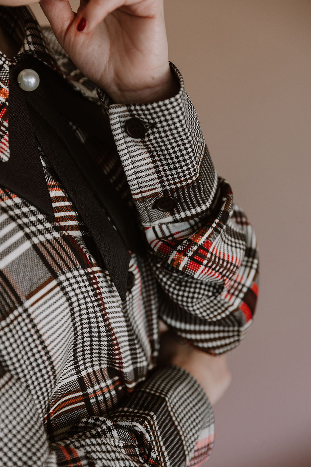 ANNA : Checkered