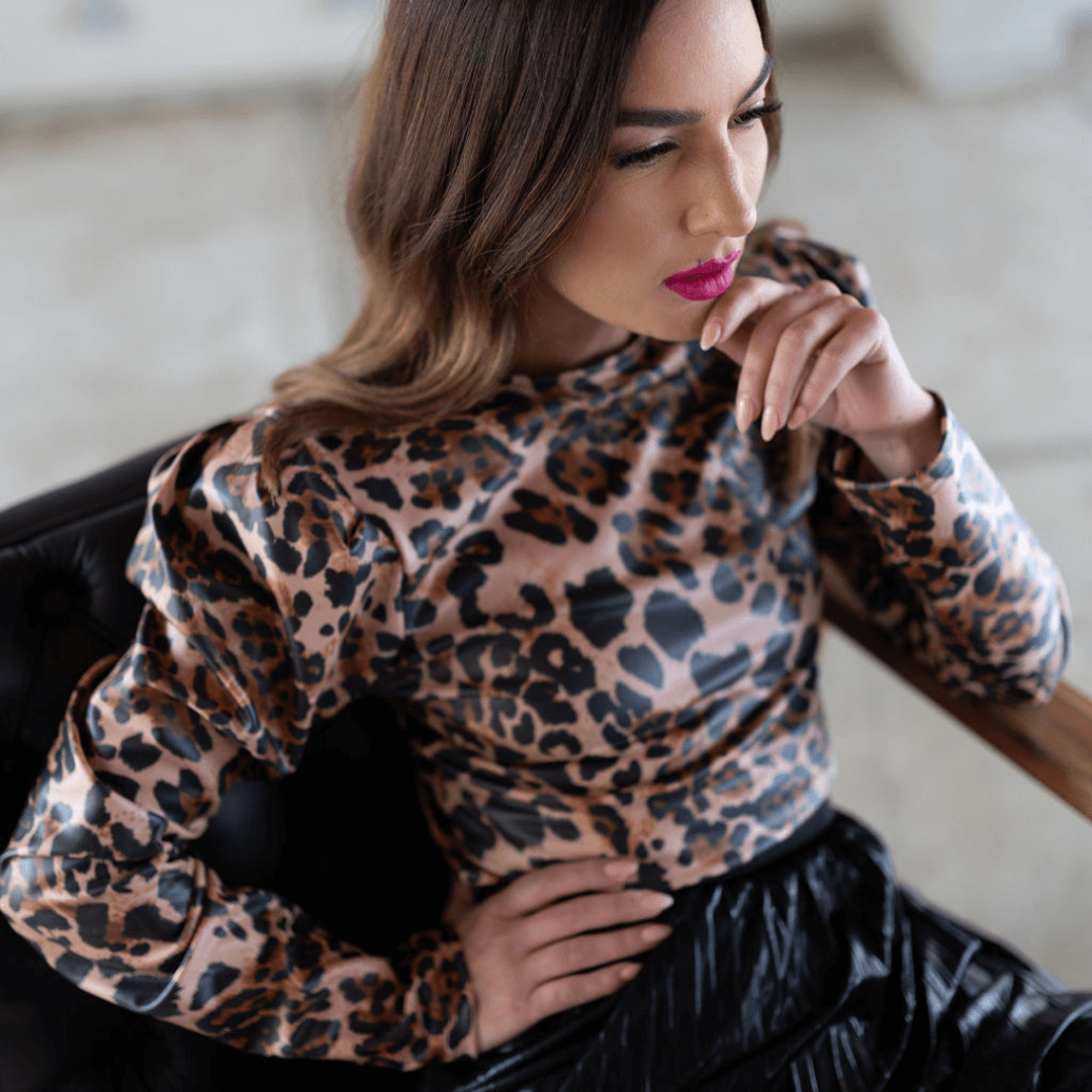 gwyneth blouse long sleeve and tight fit leopard print-blouse-lynne