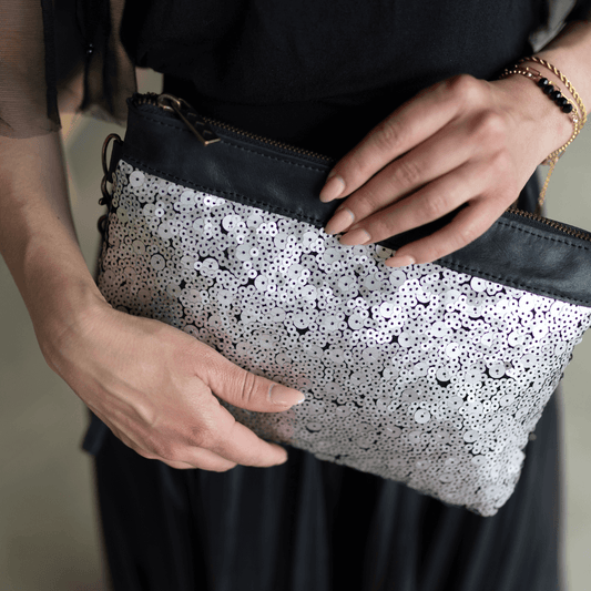 clutch handbag with sequins detail matte silver genuine leather-elli-lynne