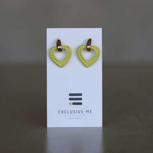 fashion_earrings_hanging-assorted_earrings-lynne_2