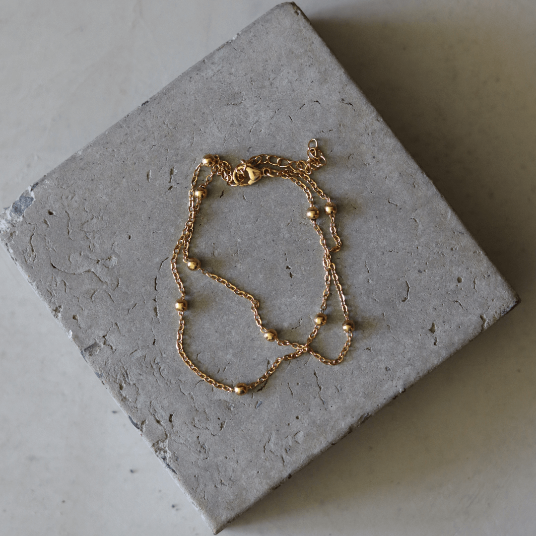 stainless steel detail gold bracelet-stainless_steel-lynne_4